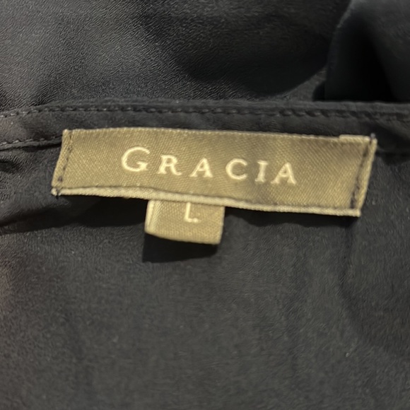 Gracia long sleeve top. - Picture 5 of 5